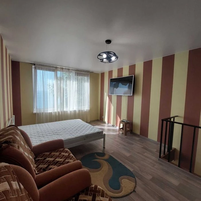 Продам курень в кооперативе Видрада, рядом Совиньон