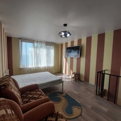 Продам курень в кооперативе Видрада, рядом Совиньон