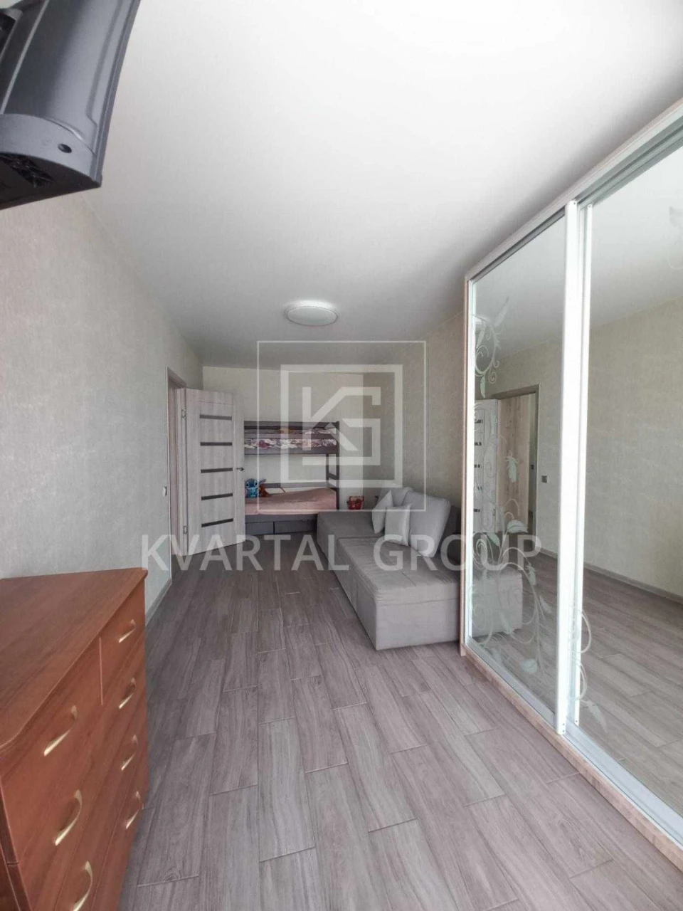 Stylish 1-bedroom apartment with renovation in ЖК Континент! City B