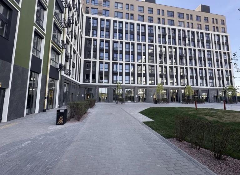 Prime 2-bedroom apartment in a finished building, business class residential complex in Bucha