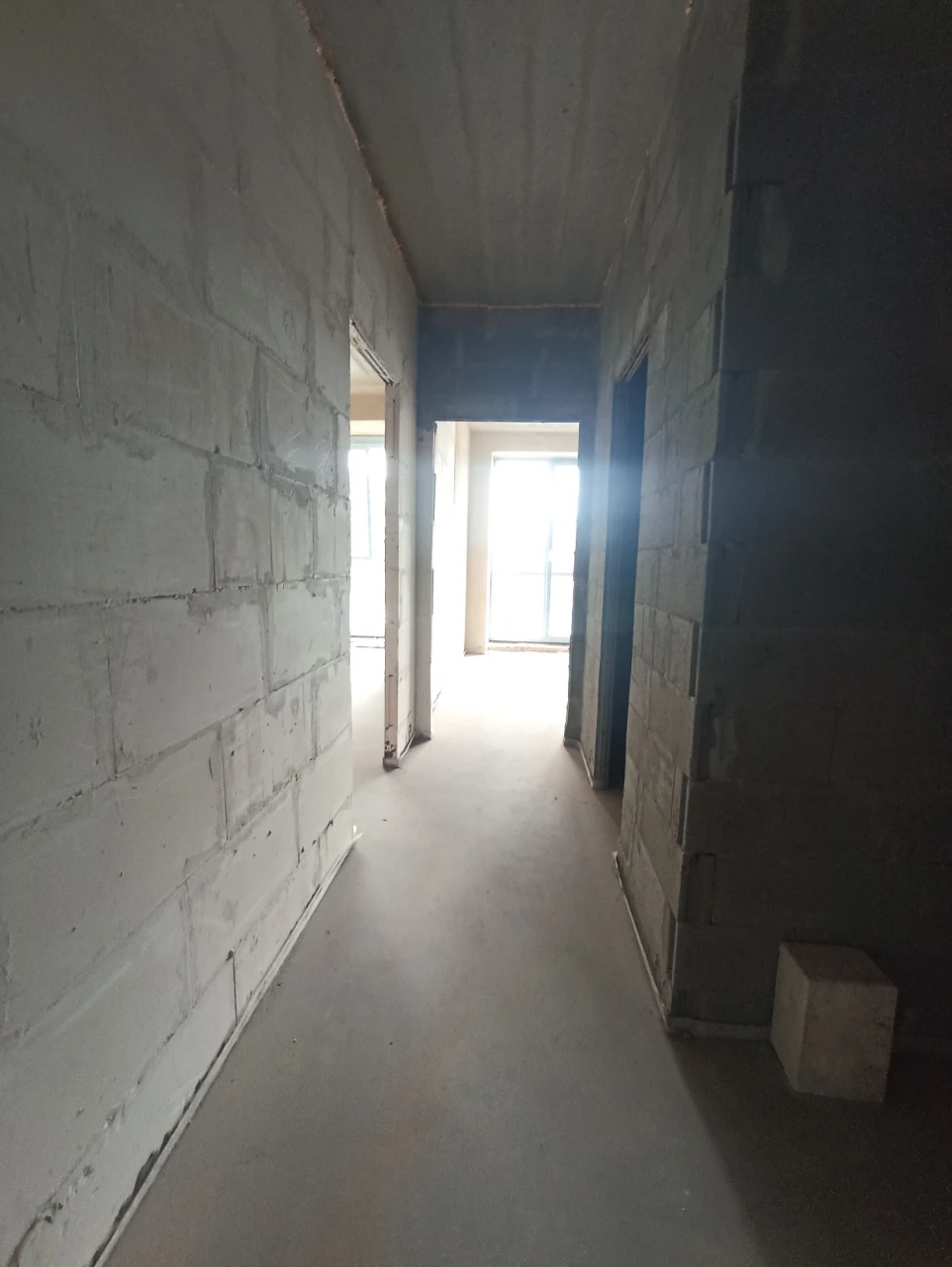 Sale of a one-room apartment with a correct layout. Individual