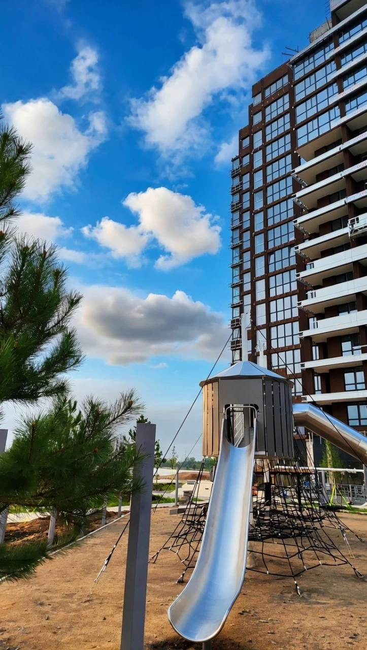 Продаж видової 2к квартири у преміальному ЖК Рівер Порт на б