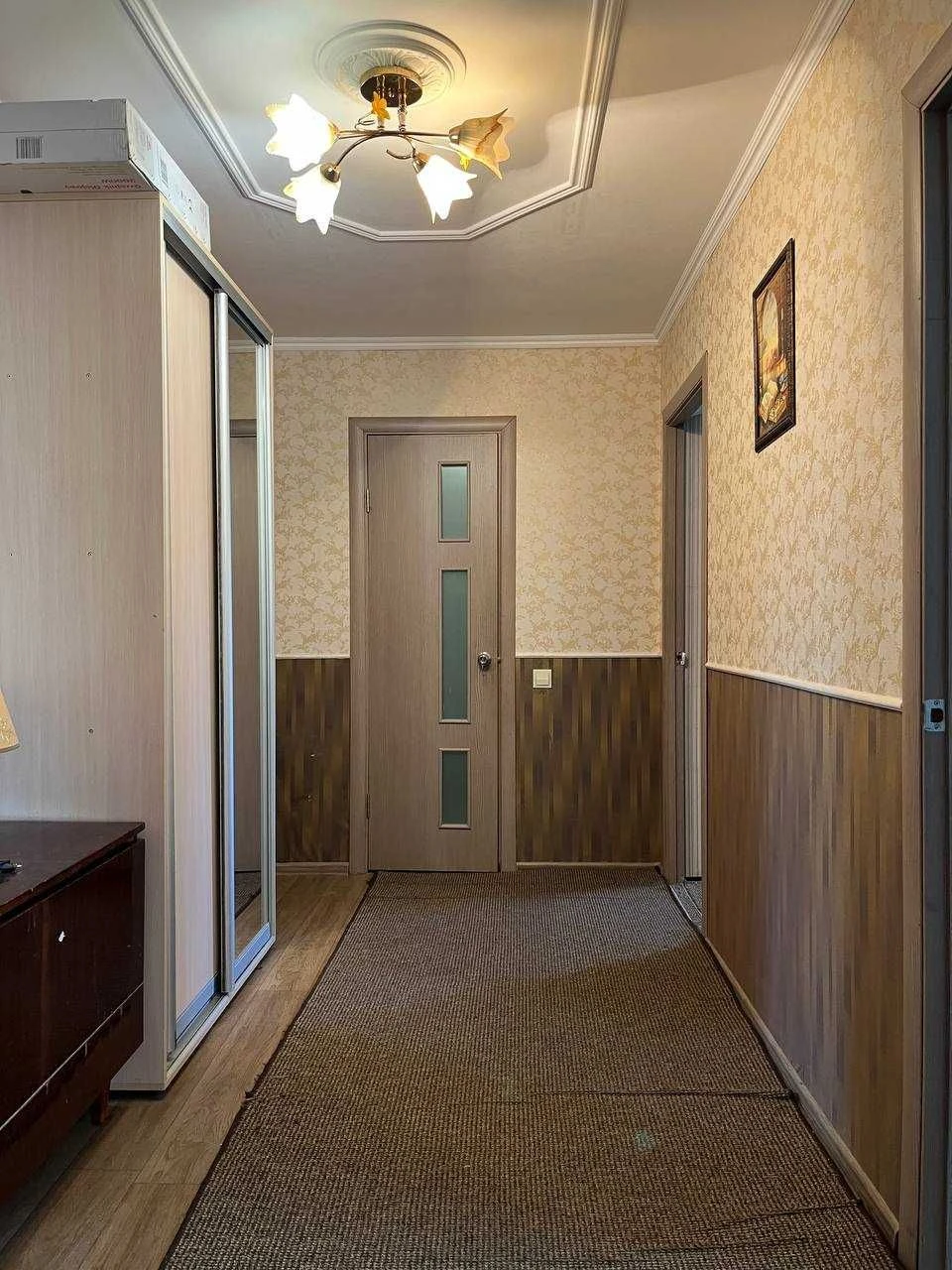 Urgent! 2-room apartment with renovation at a favorable price! Residential fund! FOR SALE
