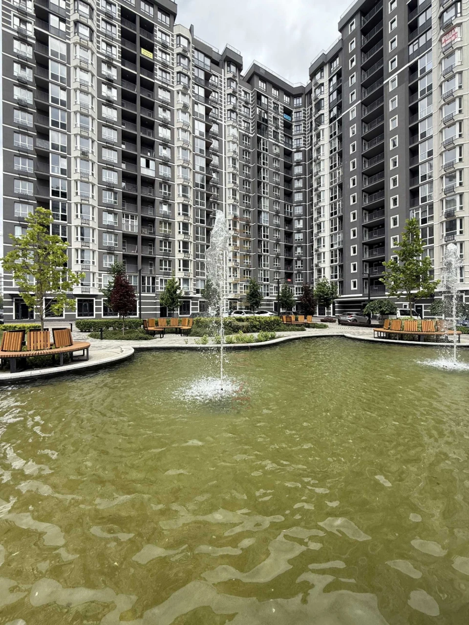 Продаж 2к квартири Місце в підземному паркінгу ЖК Гранд Бурж