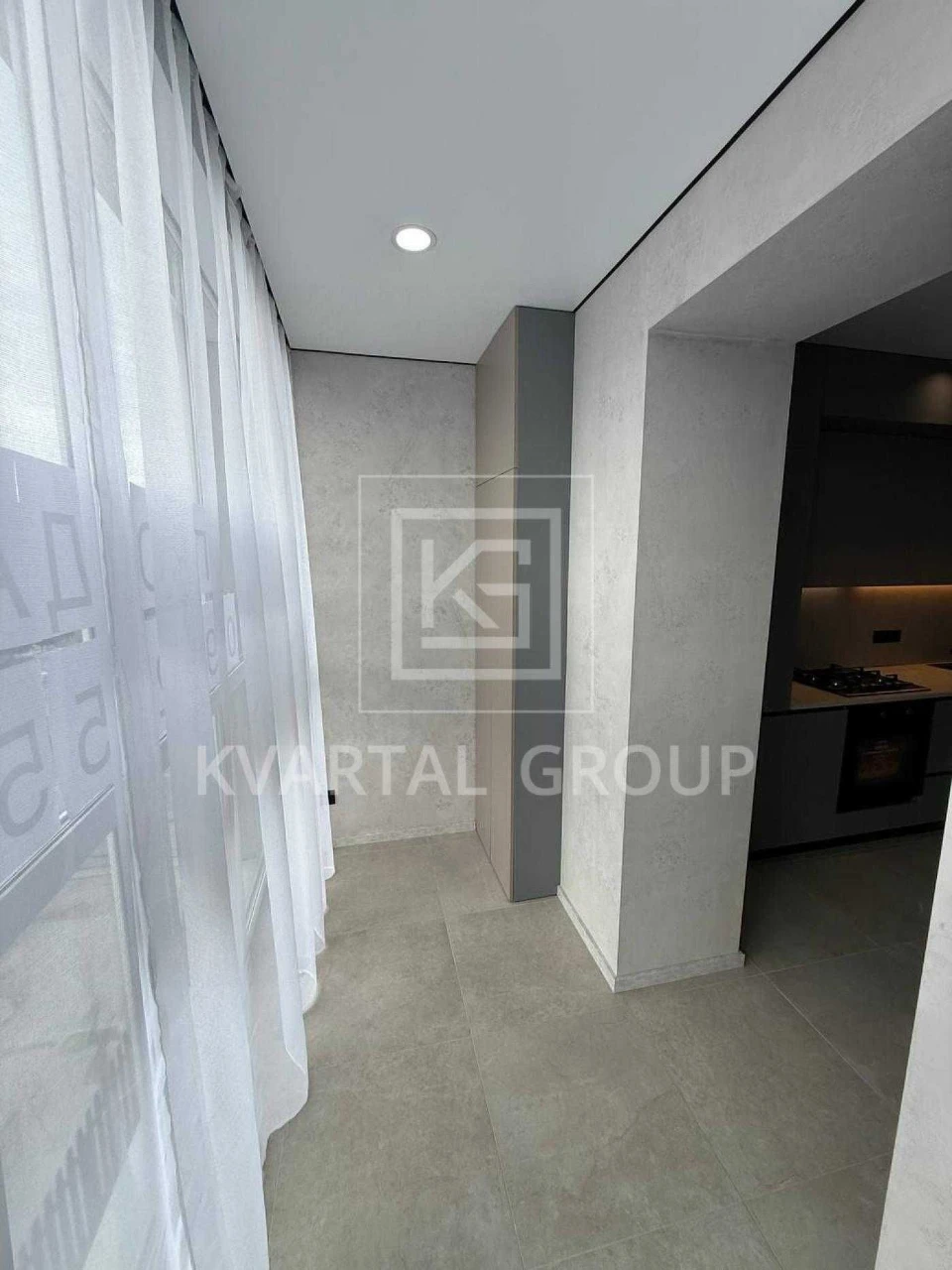 For Sale 1-bedroom apartment 43 sq m with New Renovation, plus kitchen living room 18 sq m