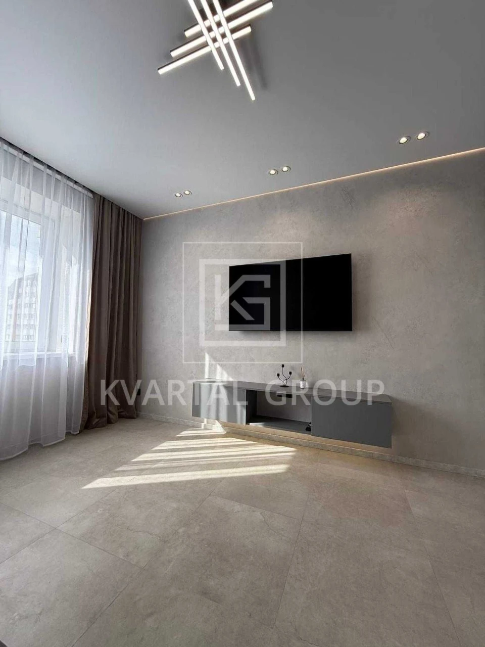 For Sale 1-bedroom apartment 43 sq m with New Renovation, plus kitchen living room 18 sq m
