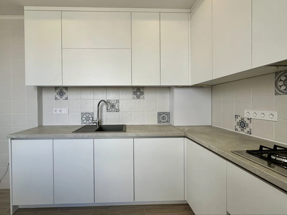 For Sale: Apartment in the center of Bucha with new renovation! Certificate