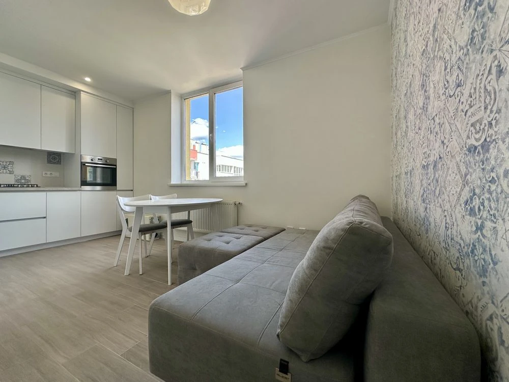 For Sale: Apartment in the center of Bucha with new renovation! Certificate