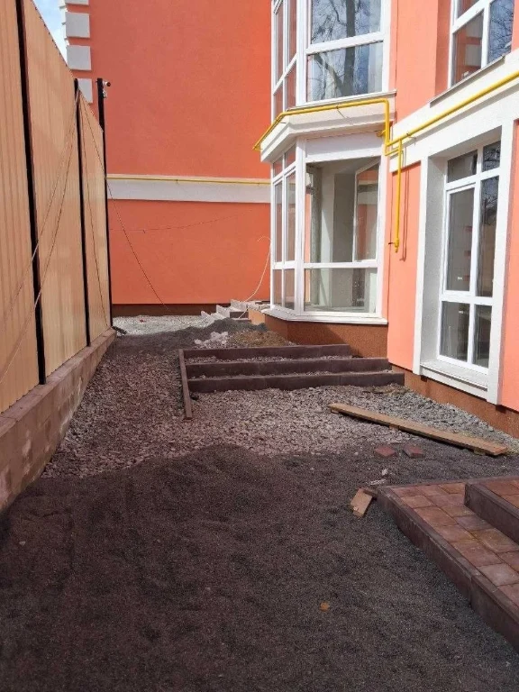 Promotional offer for a fully renovated apartment