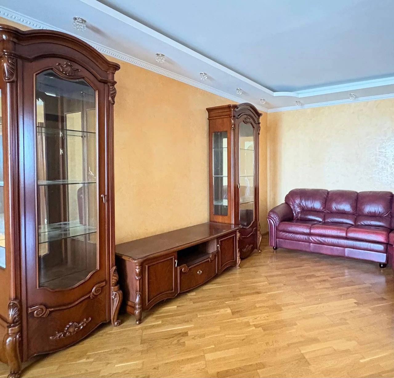 4k for sale, Troeshchyna, Myloslavska St. 47A, 4k, no commission