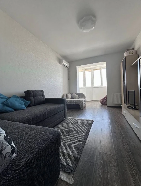 Two-bedroom apartment renovated in Bucha with minimal fee