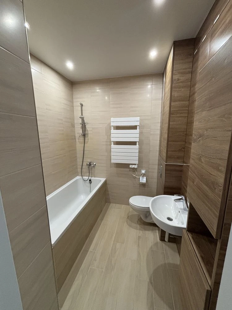 Two-room apartment with backup heating. State program