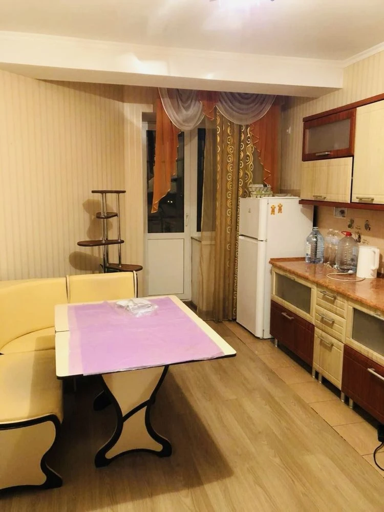 Без комісії, квартира з ремонтом, готові заїхати, Сертифікат Т