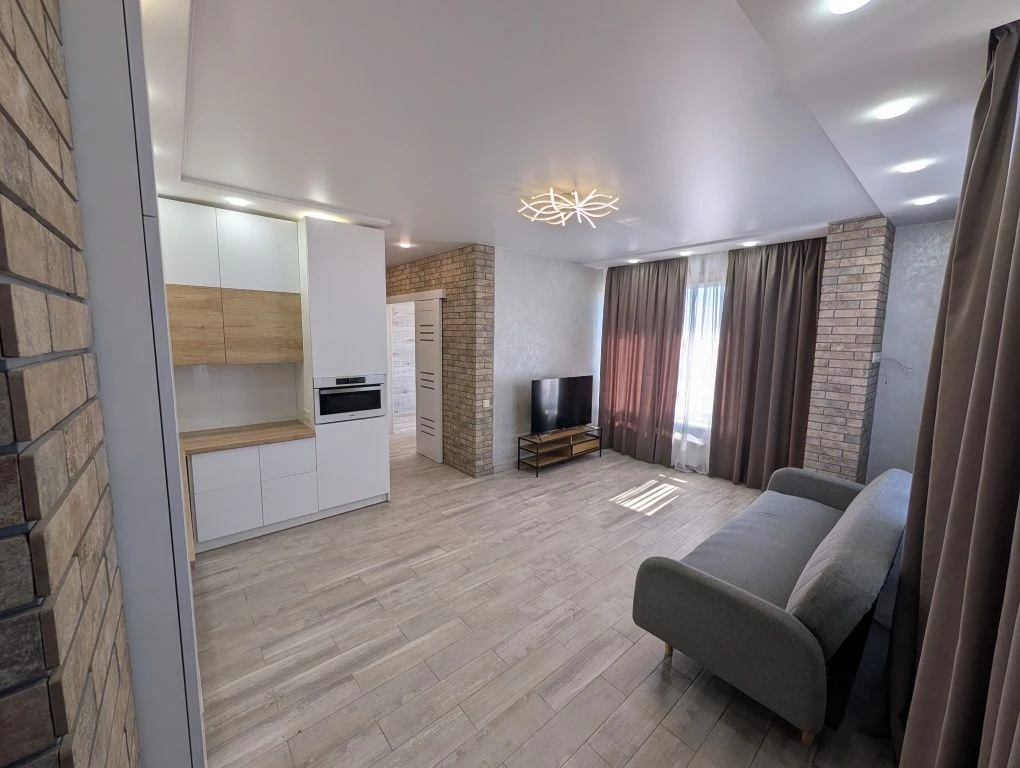 Квартира в ЖК Гранд Бурже, 42 м2. Плани на 2%.