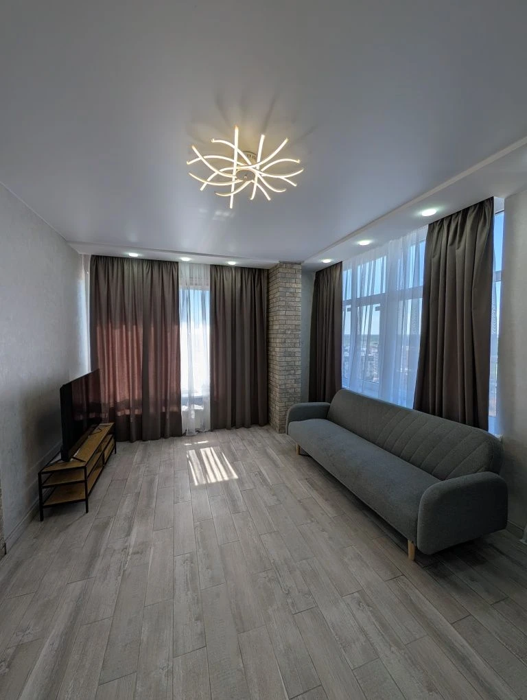 Квартира в ЖК Гранд Бурже, 42 м2. Плани на 2%.