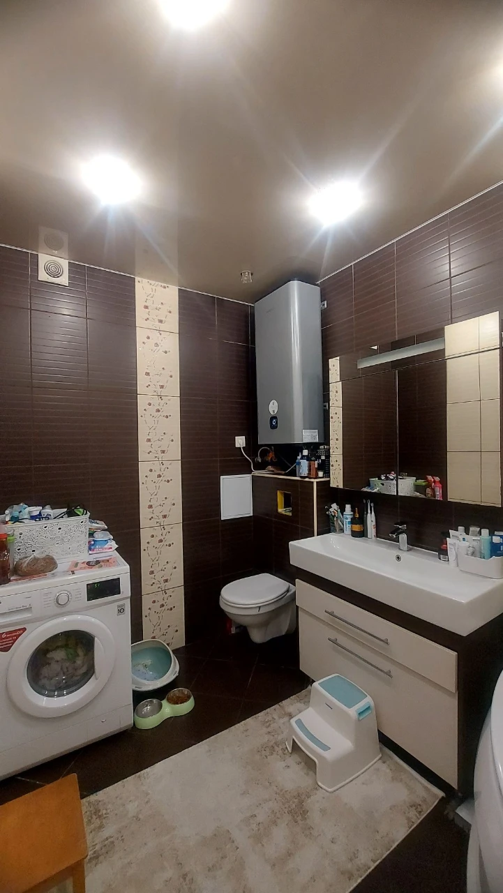 Ціна вогонь  - продаж 2к квартиру в центрі Бучі