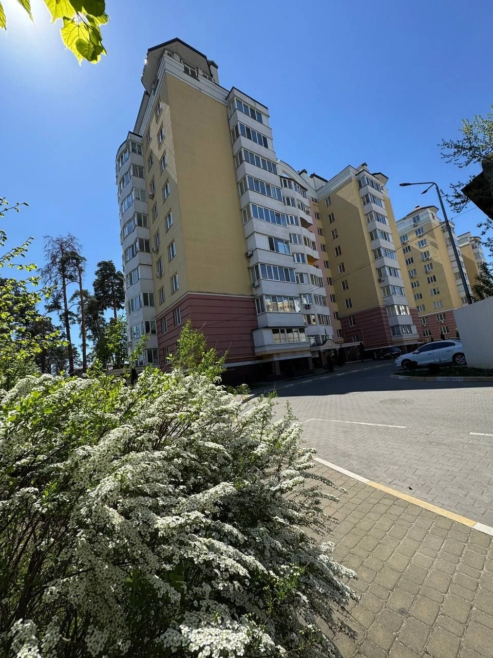 ПРОДАЖ Дворівневої  квартири з гарним ремонтом  1000$ за м2