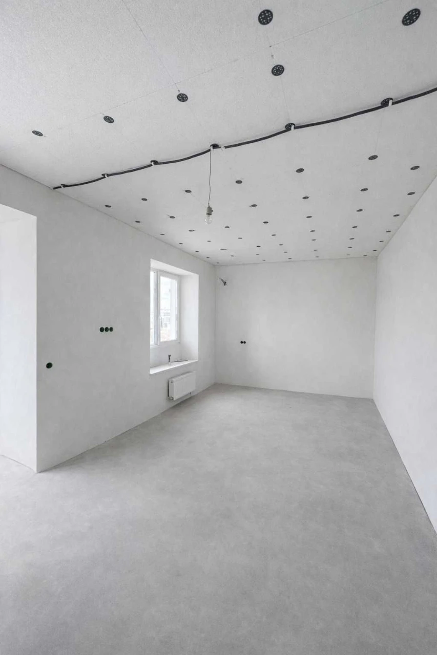For Sale - 3-bedroom Duplex Apartment with Partial Renovation