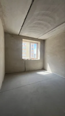 Spacious 2-bedroom apartment with GAS! Balcony! Top location! NO commission