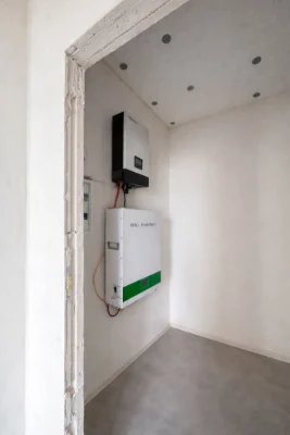 Three-bedroom apartment near school, gas certificate