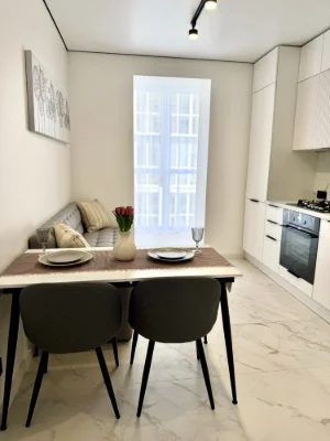 Apartment, Certificate! 2-room apartment with High-Quality, Modern Renovation! Individual