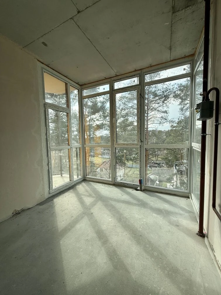 For Sale: Spacious 3-bedroom apartment in the prestigious forest of Bucha!