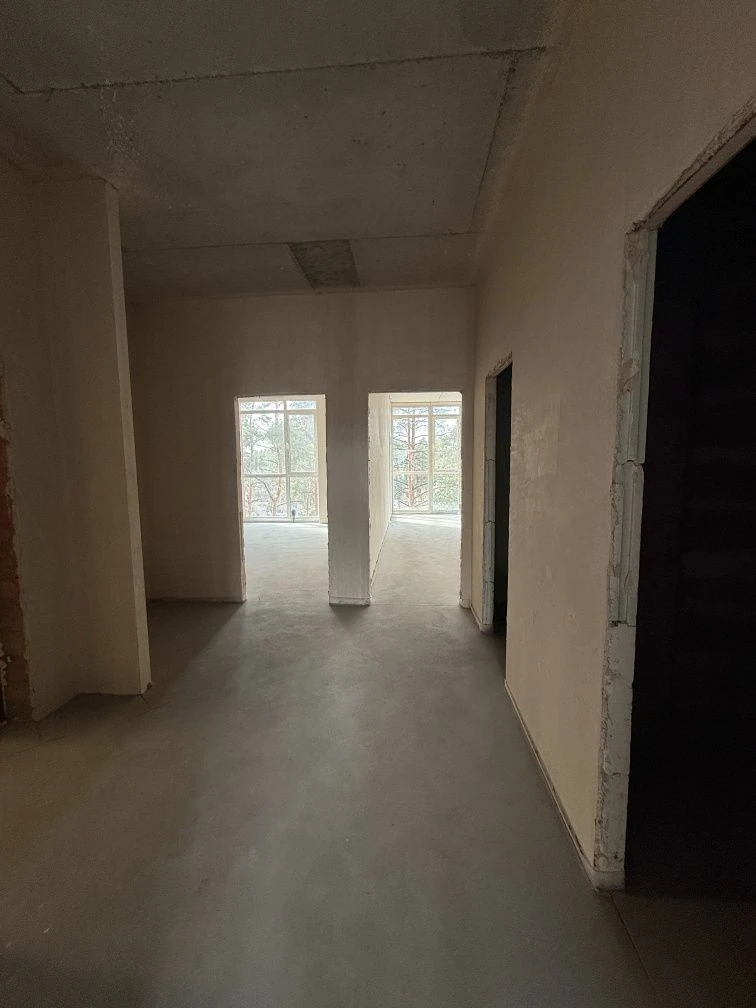 For Sale: Spacious 3-bedroom apartment in the prestigious forest of Bucha!