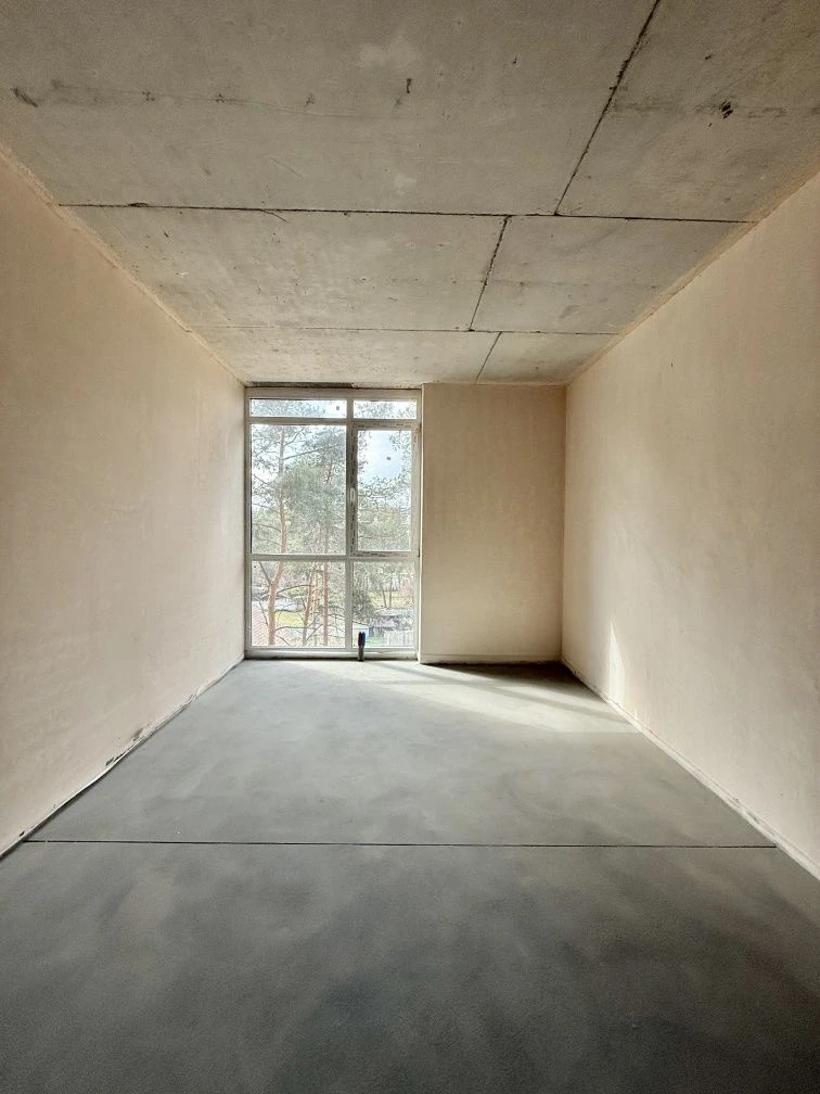 For Sale: Spacious 3-bedroom apartment in the prestigious forest of Bucha!