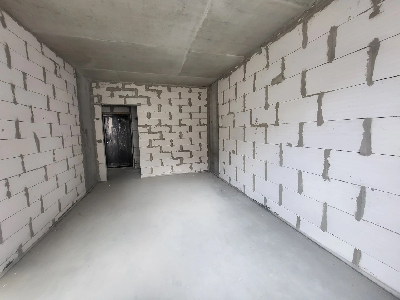Spacious 2-room apartment, 44.3 m2 in the ЖК Нова Буча residential complex