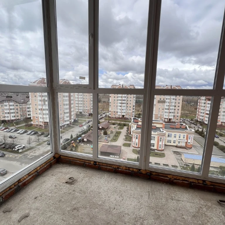 For Sale: 50 sq m apartment in Bucha. One-story house.