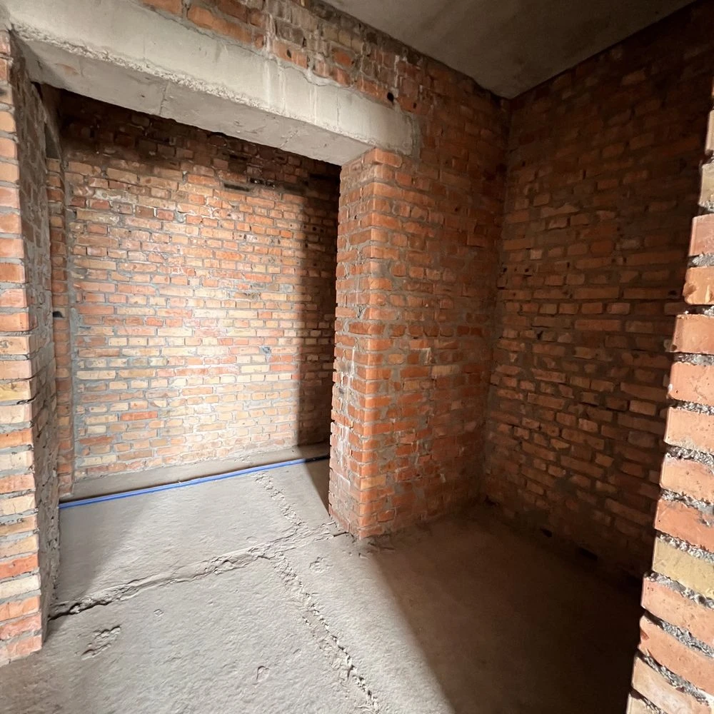 For Sale: 50 sq m apartment in Bucha. One-story house.