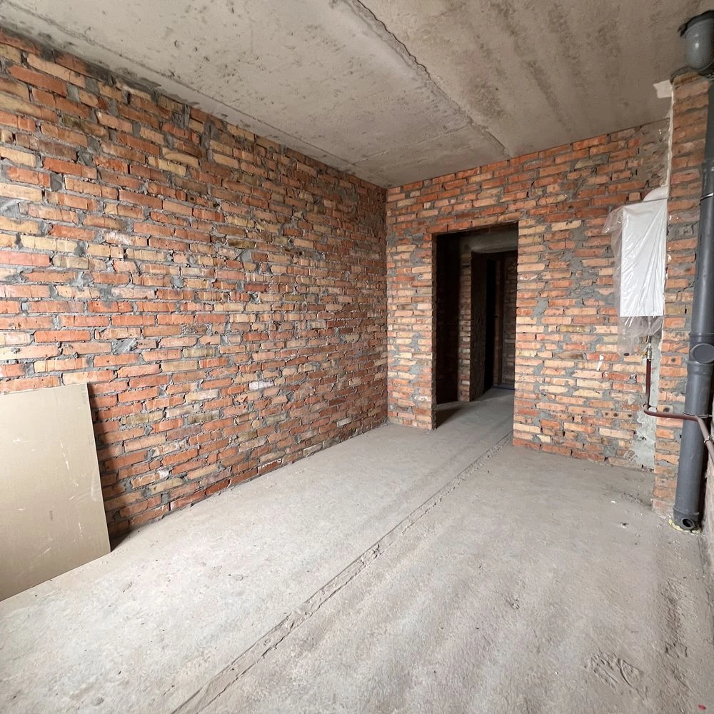 For Sale: 50 sq m apartment in Bucha. One-story house.