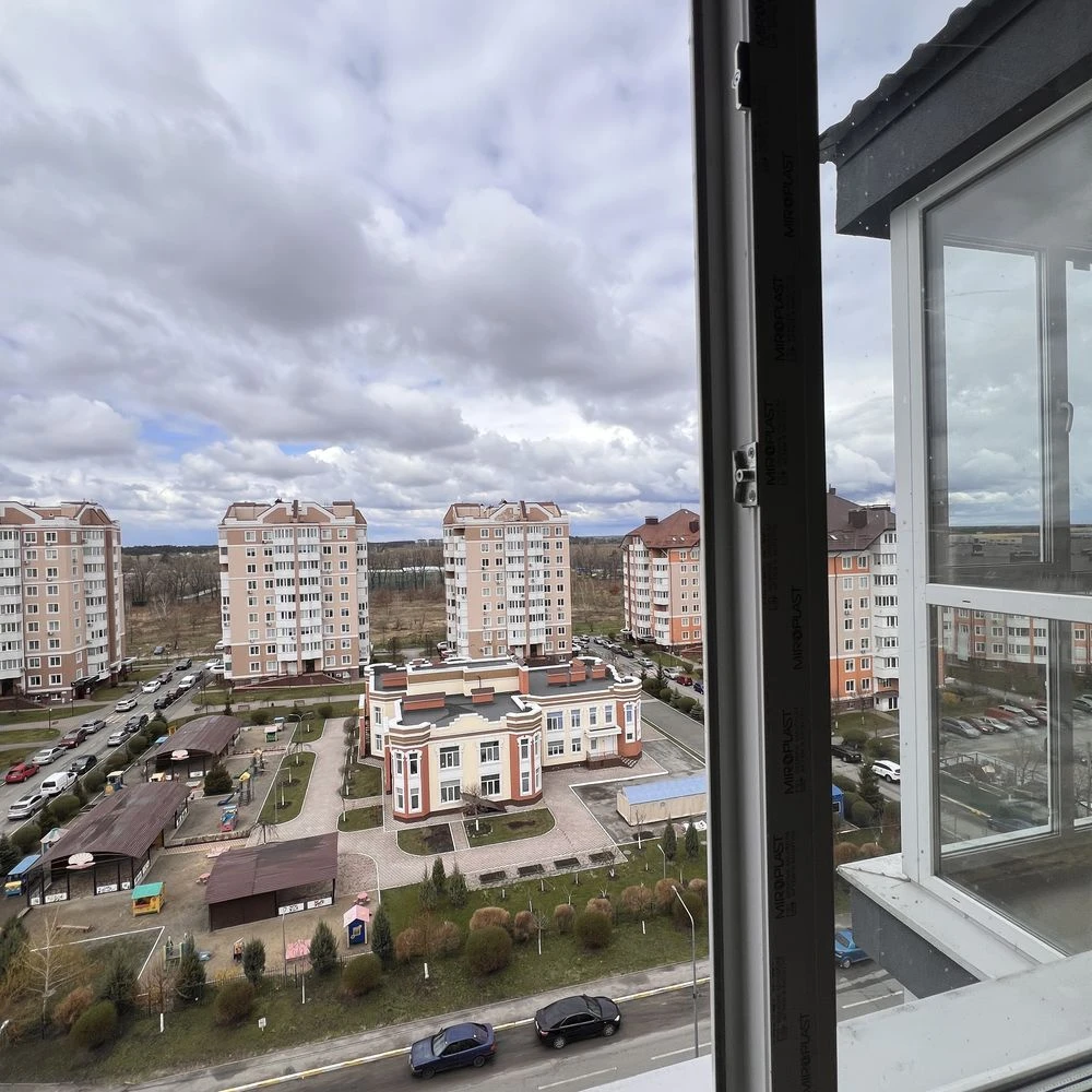For Sale: 50 sq m apartment in Bucha. One-story house.