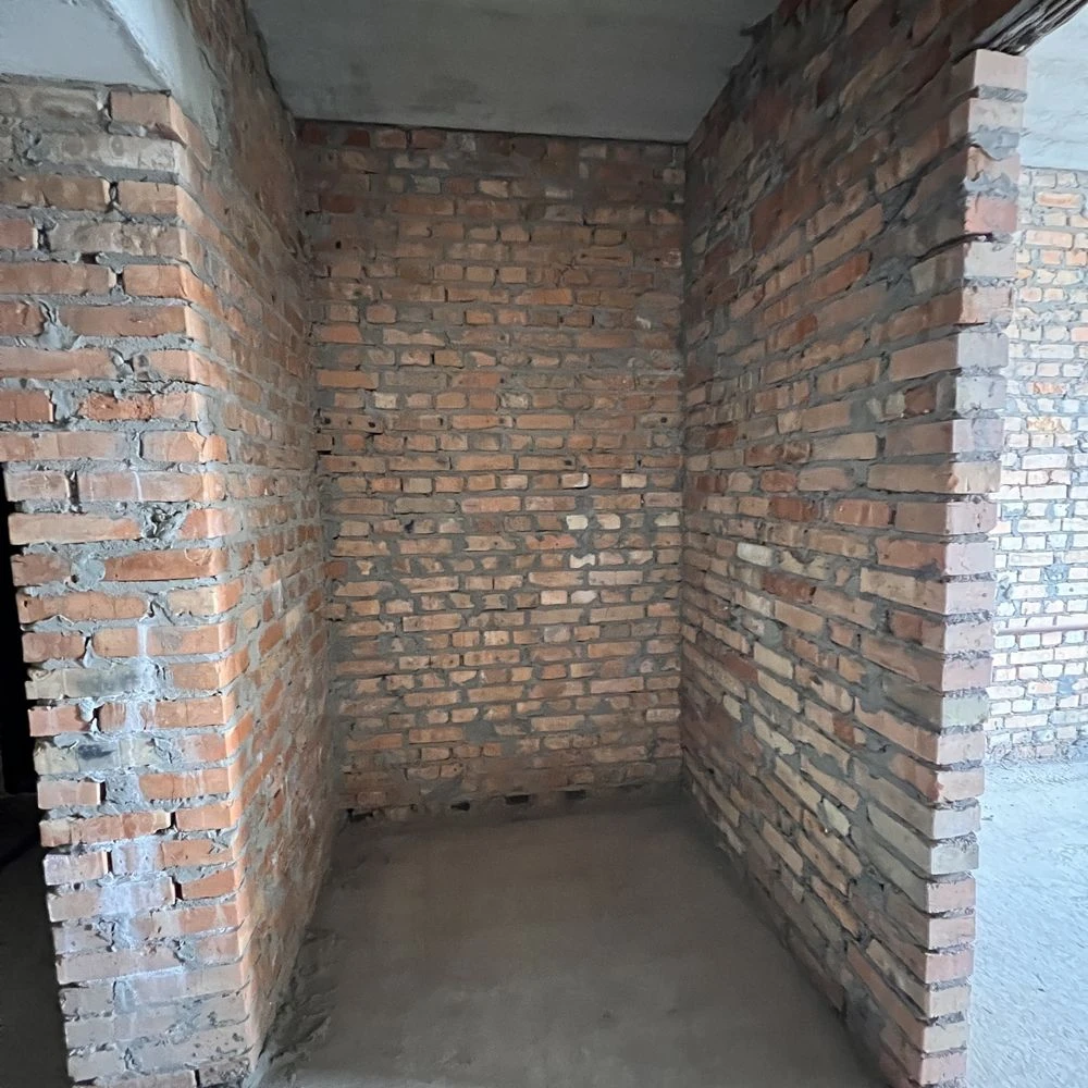 For Sale: 50 sq m apartment in Bucha. One-story house.