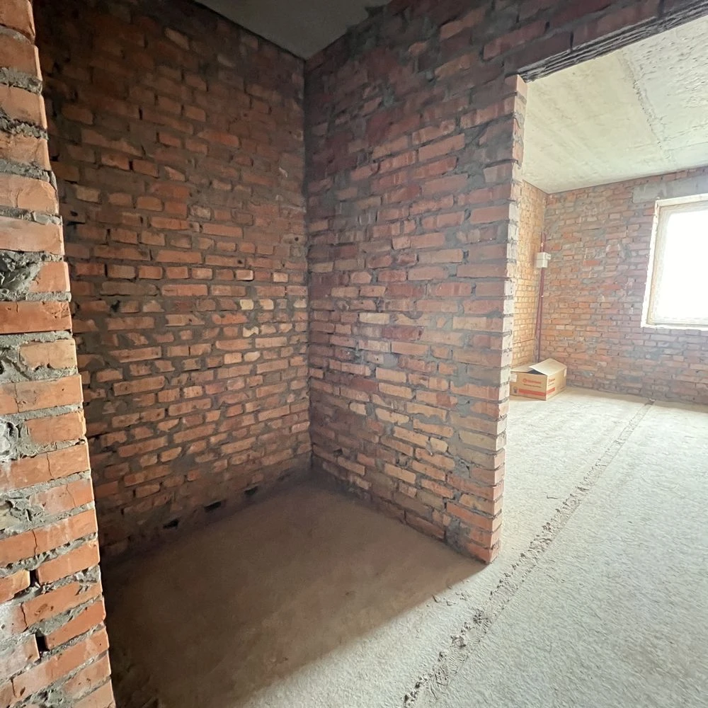 For Sale: 50 sq m apartment in Bucha. One-story house.
