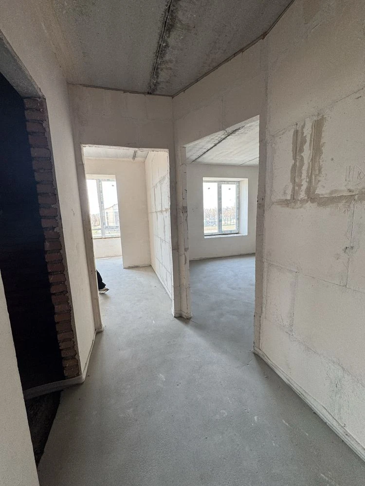 One-bedroom apartment in a building up to 3 years old, school nearby