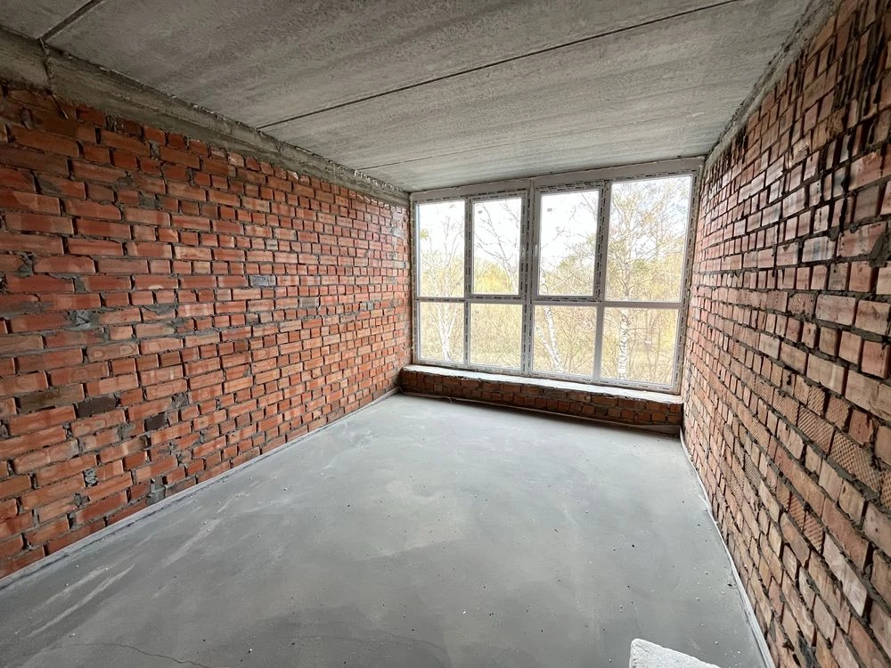 One-bedroom apartment in a completed house! Individual gas