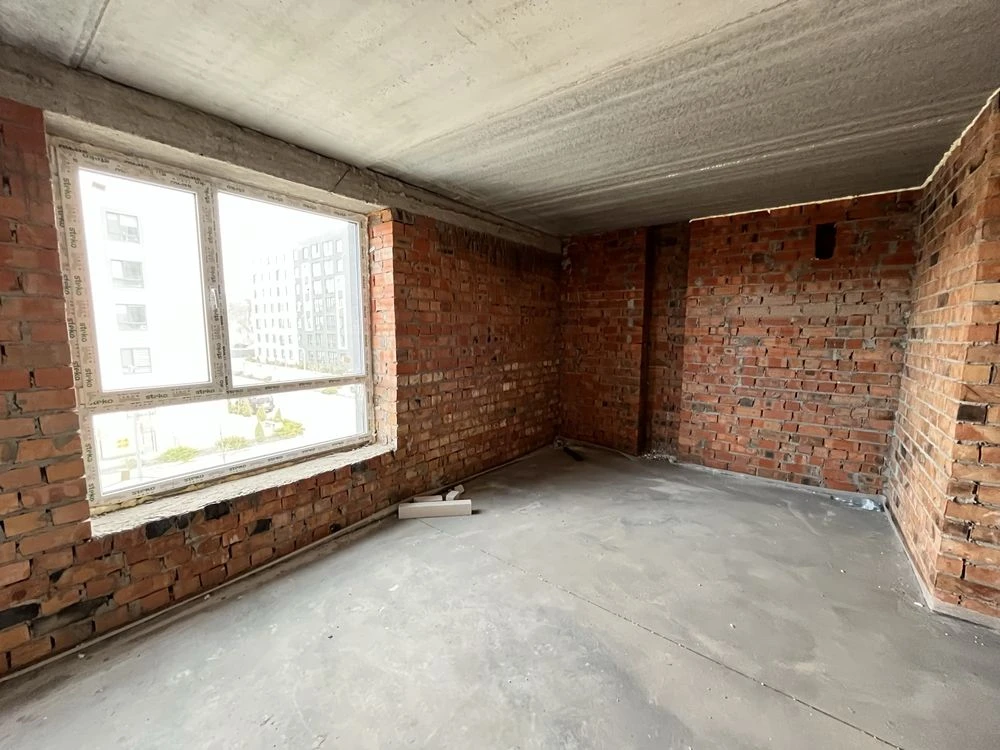One-bedroom apartment in a completed house! Individual gas