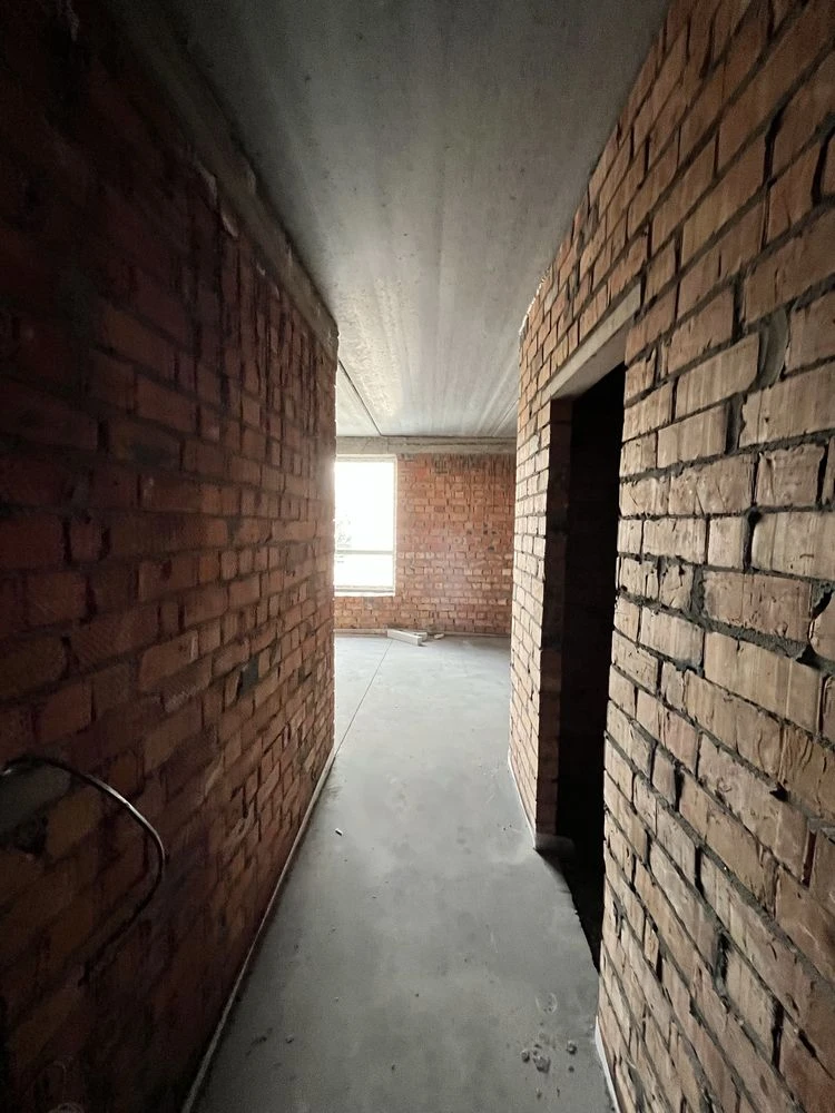 One-bedroom apartment in a completed house! Individual gas