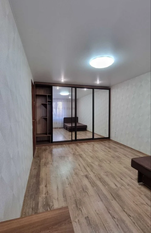 One-bedroom apartment with new renovation in Bucha (center), minimum