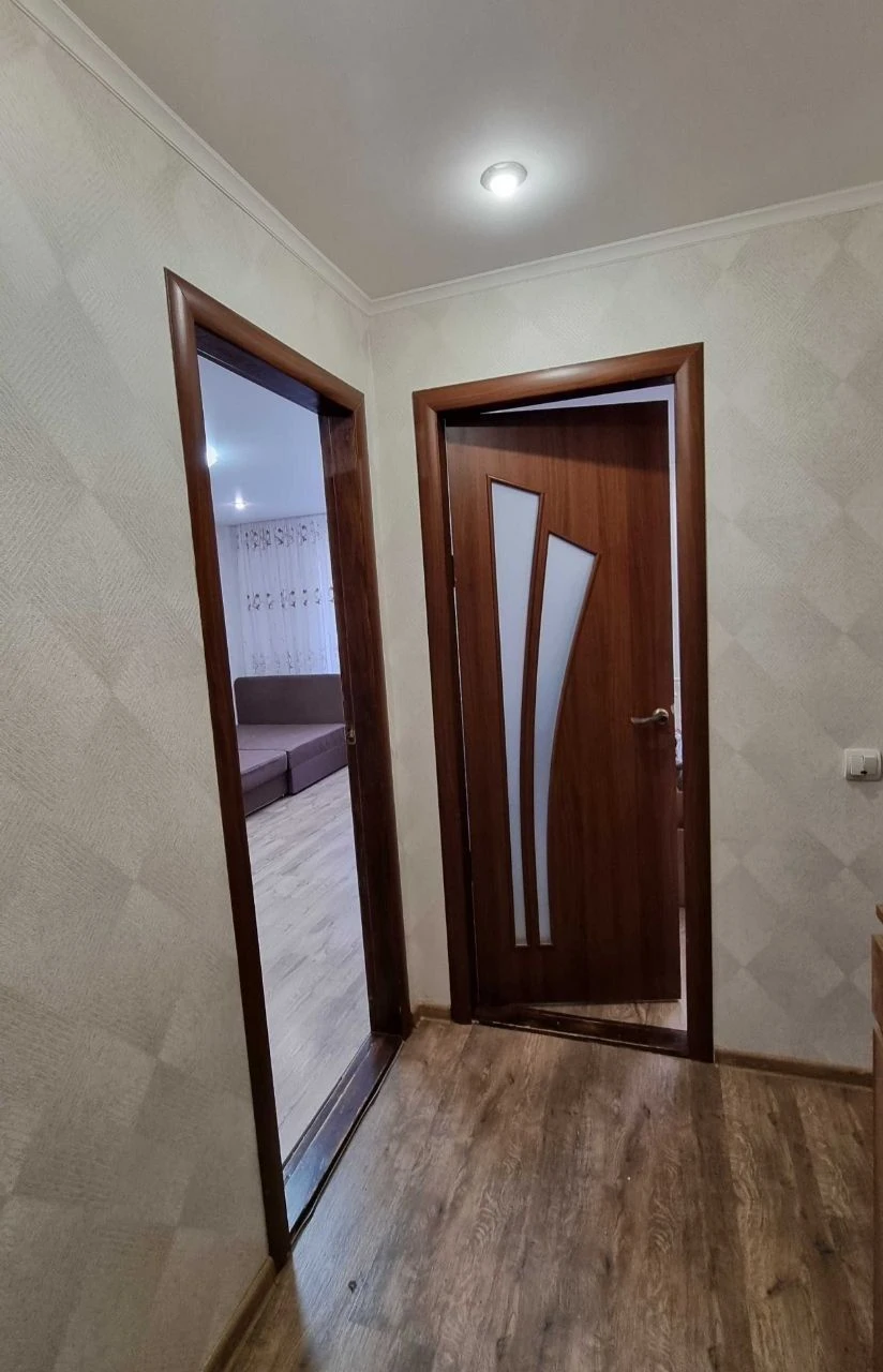 One-bedroom apartment with new renovation in Bucha (center), minimum