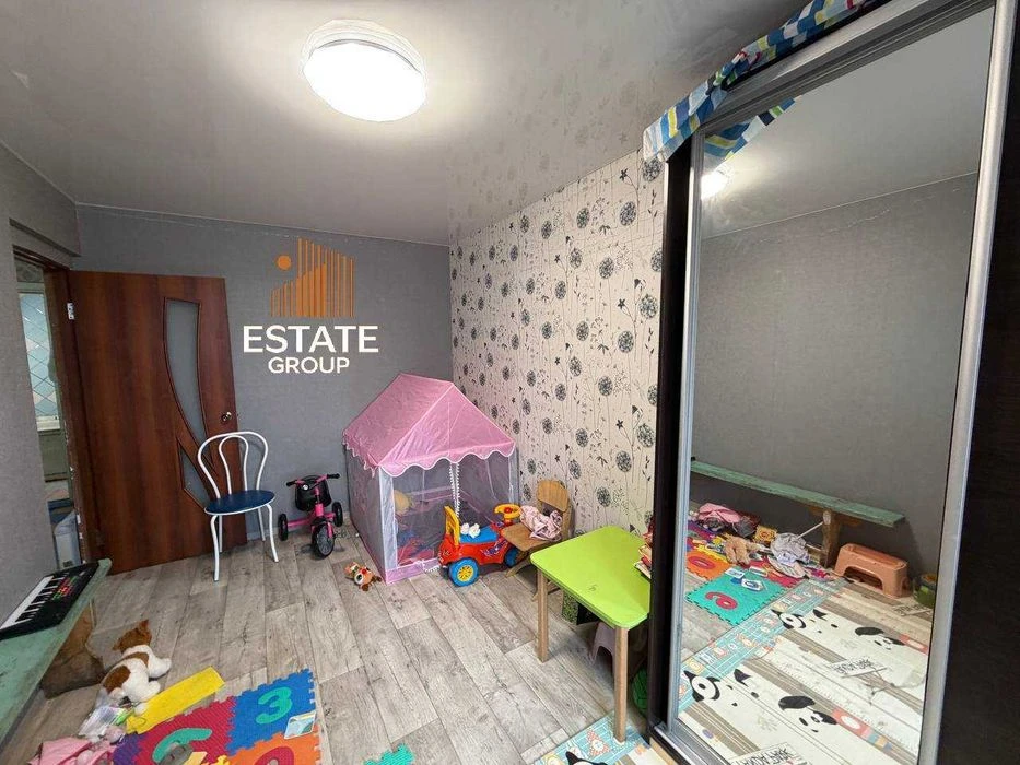 Sale of 3-room apartment. Zaporizhia highway 40.