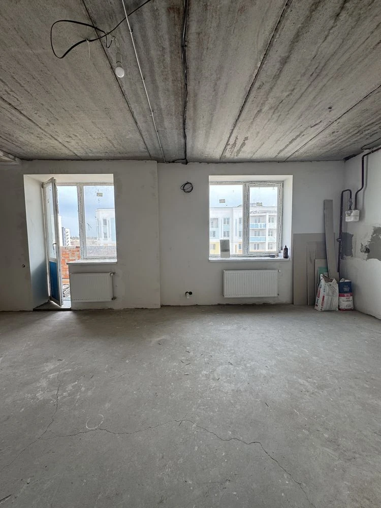 Urgent Sale of a 3-bedroom apartment, 80 m², "Solnechne Oselya" residential complex, Bucha | N