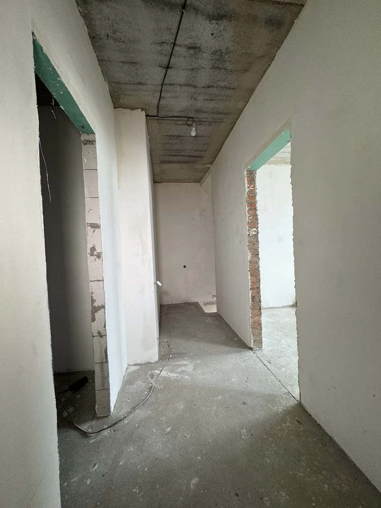 Urgent Sale of a 3-bedroom apartment, 80 m², "Solnechne Oselya" residential complex, Bucha | N