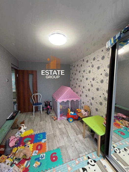 Sale of 3-room apartment. Zaporizhia highway 40.