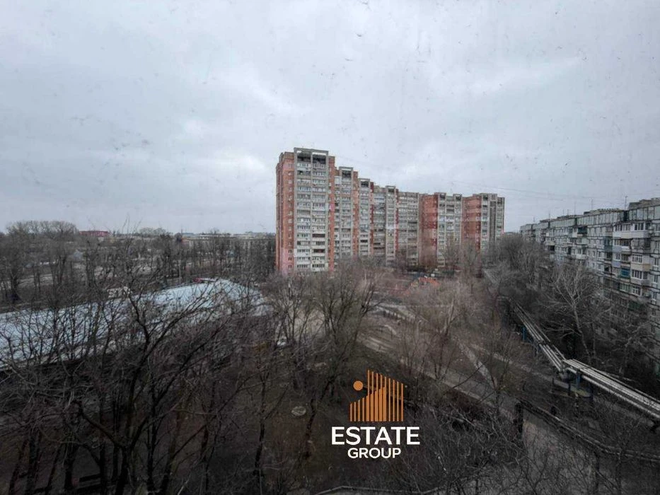 Sale of 3-room apartment. Zaporizhia highway 40.