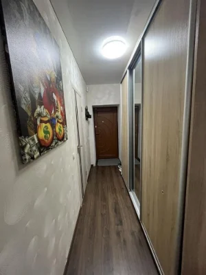 One-bedroom apartment with a spacious kitchen!