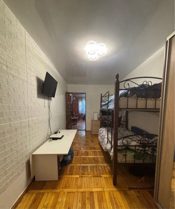 Продаж 3-кімн кв по вул Пархоменка