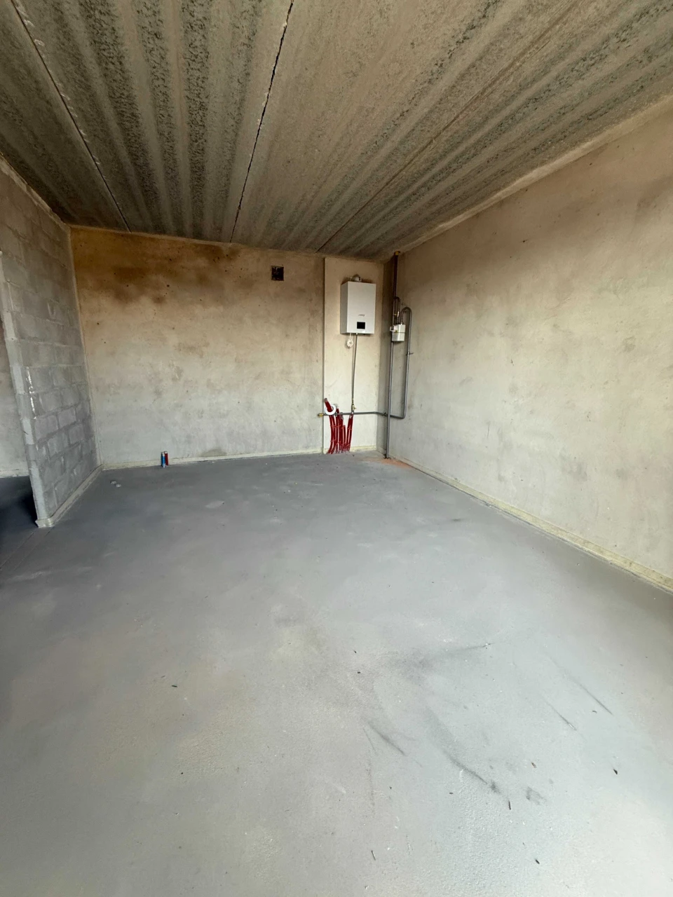 READY HOUSE! Fully functional 1-room apartment for renovation. Gas heating!