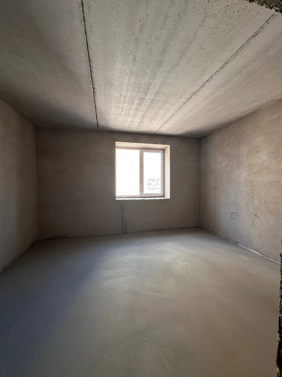 Cheapest 2-room apartment, unfurnished, with gas. NO COMMISSION